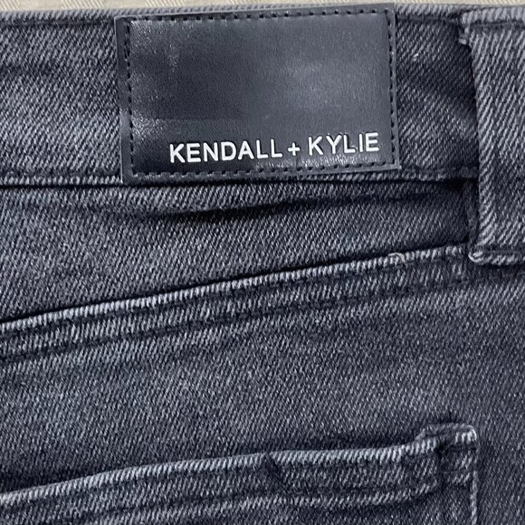 Kendall + Kylie Shorts Womens 9 The Hipster Black Denim Button Fly Cut Offs 30x3 - Picture 9 of 9